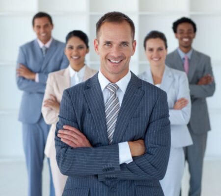 Gerente Multi-Lojas. O que faz e quanto ganha?